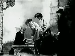 Une joueuse enragée - An enraged player gambles away her clothing