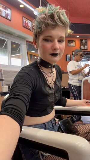 Short Hair Chicks Edit Egirl Goth