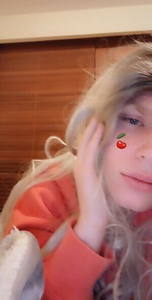 Who should hit it from the back 😏😇