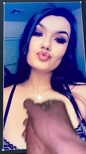 Lauren kissing my cum 😚