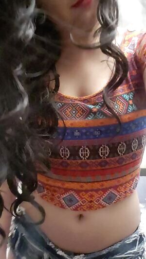 🍑 Wanna see a magic trick? I can make things disappear! 🍆