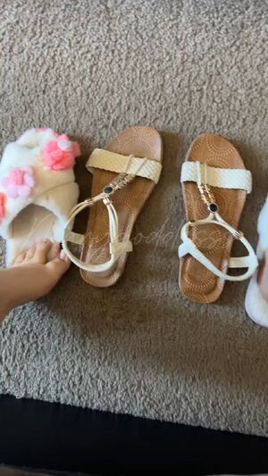 Crush Fetish Dirty Feet Findom Sandals