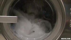 ⭐️@avadalush 🎬Fucking for a Bunch of Strangers 🆕@mofosnetwork #BangBros Mofos B Sides Nov 26, 2018