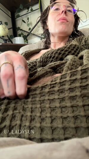 it’s getting cold out but the space between my legs will keep your face nice and warm