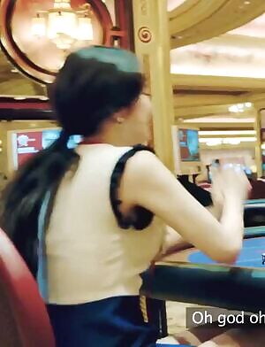 Apink Son Naeun is a Sexy Fox in PSY's 