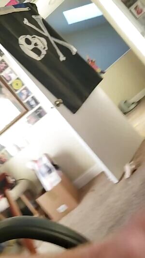 Finally caught a good shot.... didn't drop camera this time. Win/Win