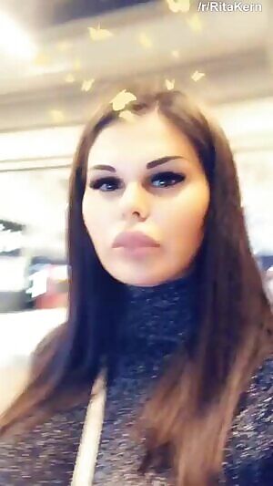 Her lips are to die for