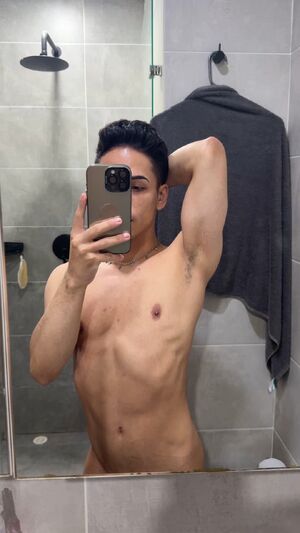 Gay Nipple Play Chaturbate Naked Skinny