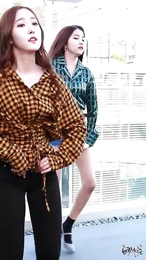 Gfriend - Sinb & Yuju