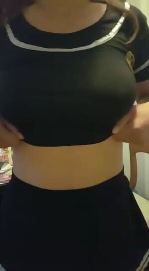 Itty bitty titty drop 😙😙