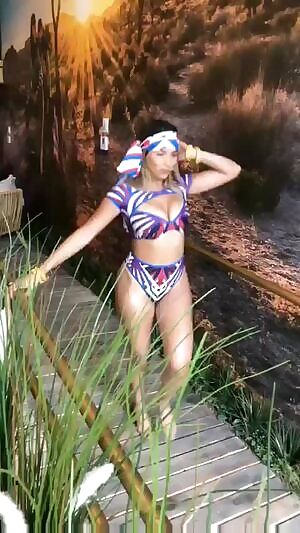 Leli Hernandez Bouncing Boobs