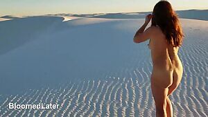 An early evening stroll rom White Sands National Monument in New Mexico 🌹