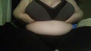 Sports bra boob drop for you tonight