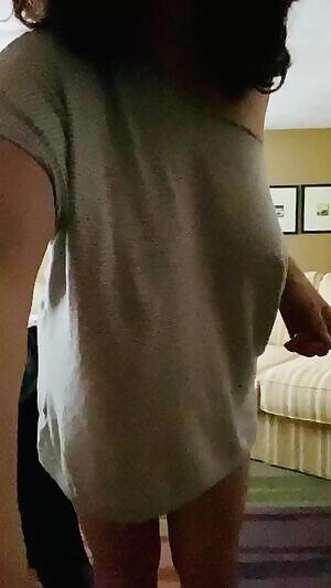 Curves just begging to be bred...