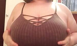 Late for titty Tuesday, is titty Thursday a thing?