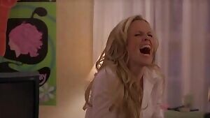 Pamela Anderson bullying Jenny McCarthy