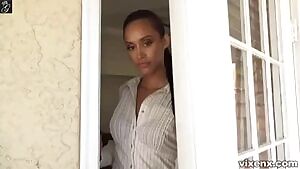 Property Sex - Gia Vendetti - Sick Of This Job