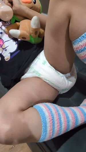 Femboys Diaper Fart Messy Sissy