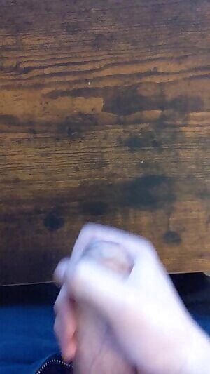 Sad to waste all this cum on my desk