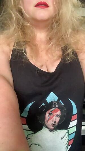 Just a little dance, reveal then a perfectly timed drop 😉