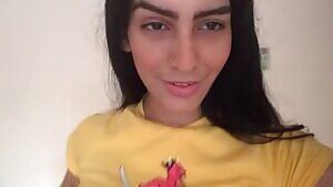 Syrian Babe Having Fun 🇸🇾