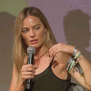 Solo Armpits American Armpit Blonde Celebrity
