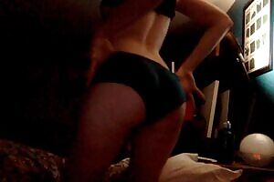 Do You Mind I I Sit Here?