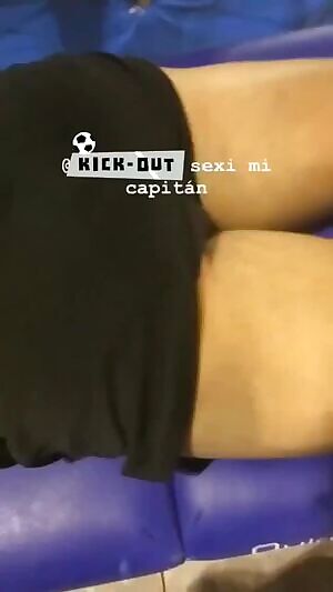 That perfect football butt 😍