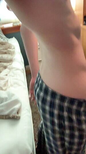 I’m a top but guys always wanna fuck me... I wonder why? 😏