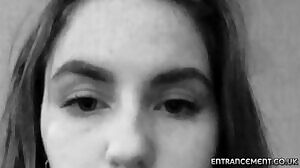 HypnoDoll Patty's 10 second mindblank