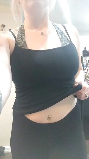 Drunk making Christmas presents 😊