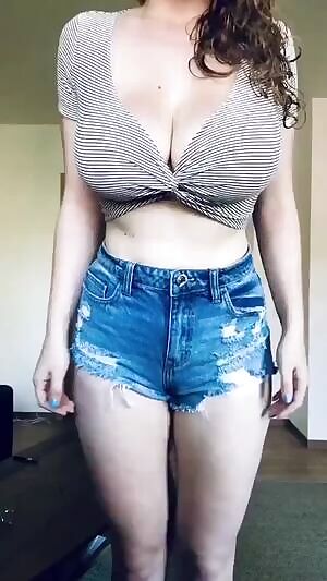 Isn't this one of the hottest drop you've seen in a while?