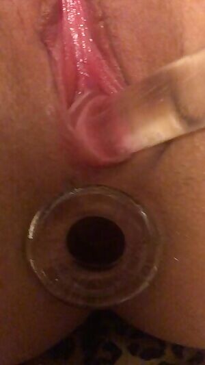 Playing with my Pussy