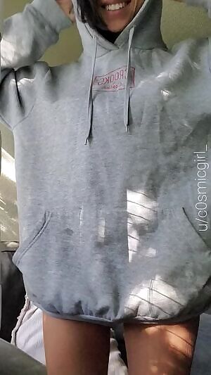 Here's my tight little body, enjoy 💕