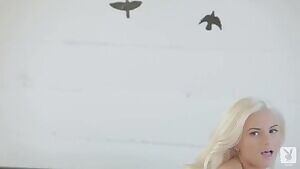 Amy Lee Summers is my favorite kiwi