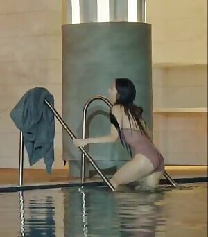 f - Krystal