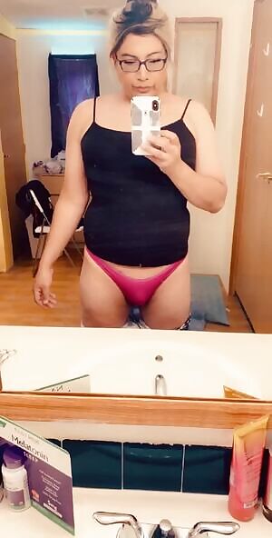 Sending quarantine nudes😊