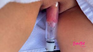Vacuum Pumping Big Clit Pee Peeing