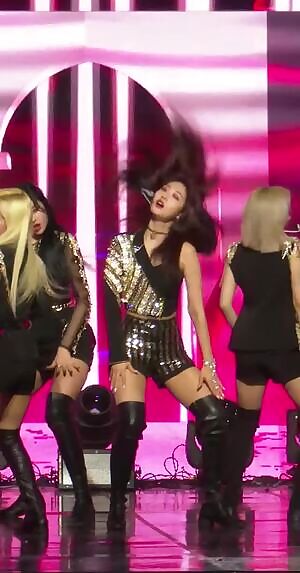 EVERGLOW - Dropping it.