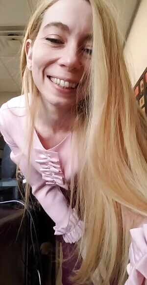 Let's start Monday with a throwback strip from work... 43