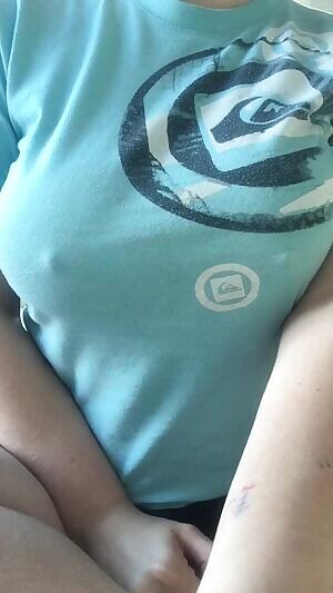 Was feeling myself this afternoon, wanted to show off . Got more to flaunt if y’all like this 😏