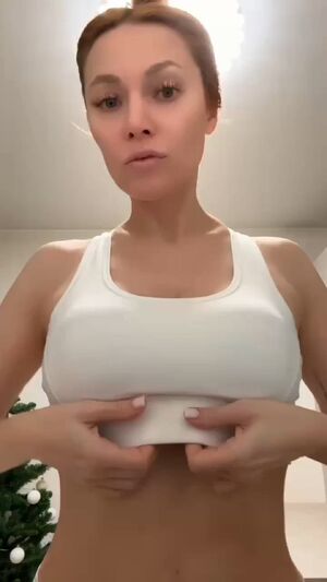 FitMilfs Fit Goddess Horny Housewife