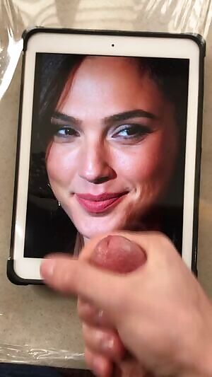 Shooting a load on Gal Gadot again