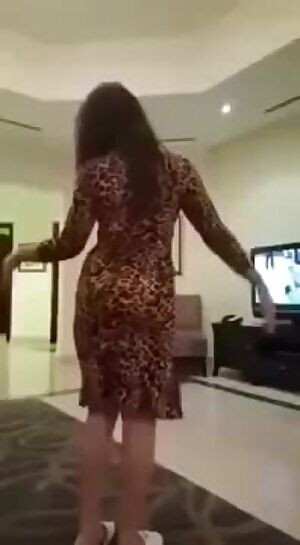 Saudian Private Escort Dance
