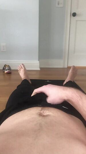 I keep getting distracted during my workouts from home. Pms open