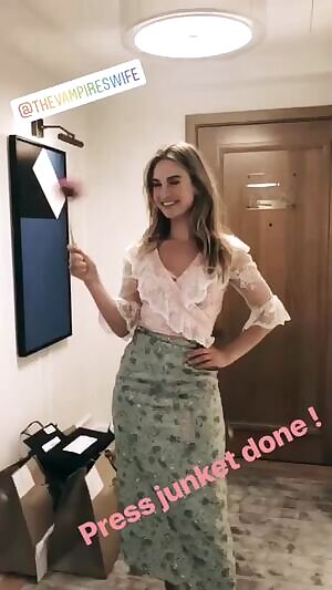 I wanna tear the clothes off Lily James right in this hallway.