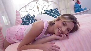 Cute Teen Likes It In The Ass