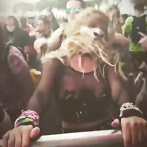 Head Banger & Titty Shaker