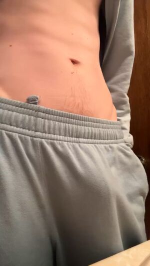 Male Pissing Bisexual Penis Piss Solo