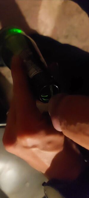 Male Pissing Cock Piss Solo